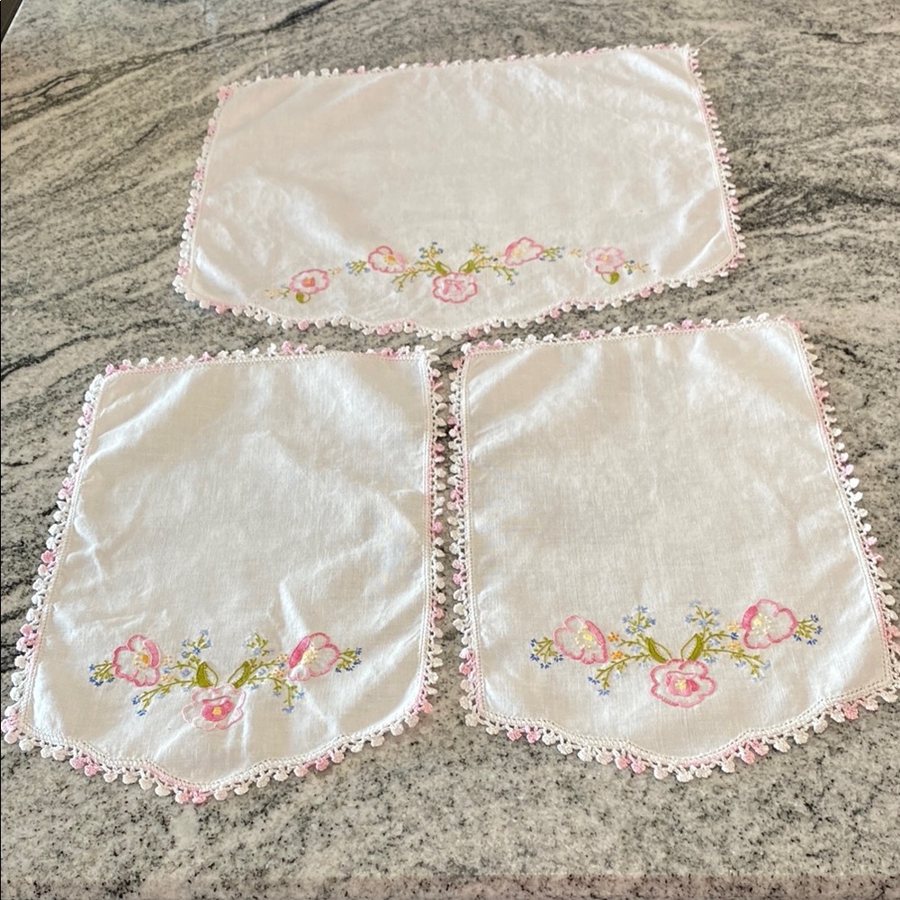 3 Pc. Vintage Embroidered Floral Crochet Trim Doilies Set!